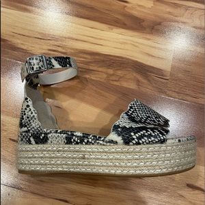 espadrille sandals